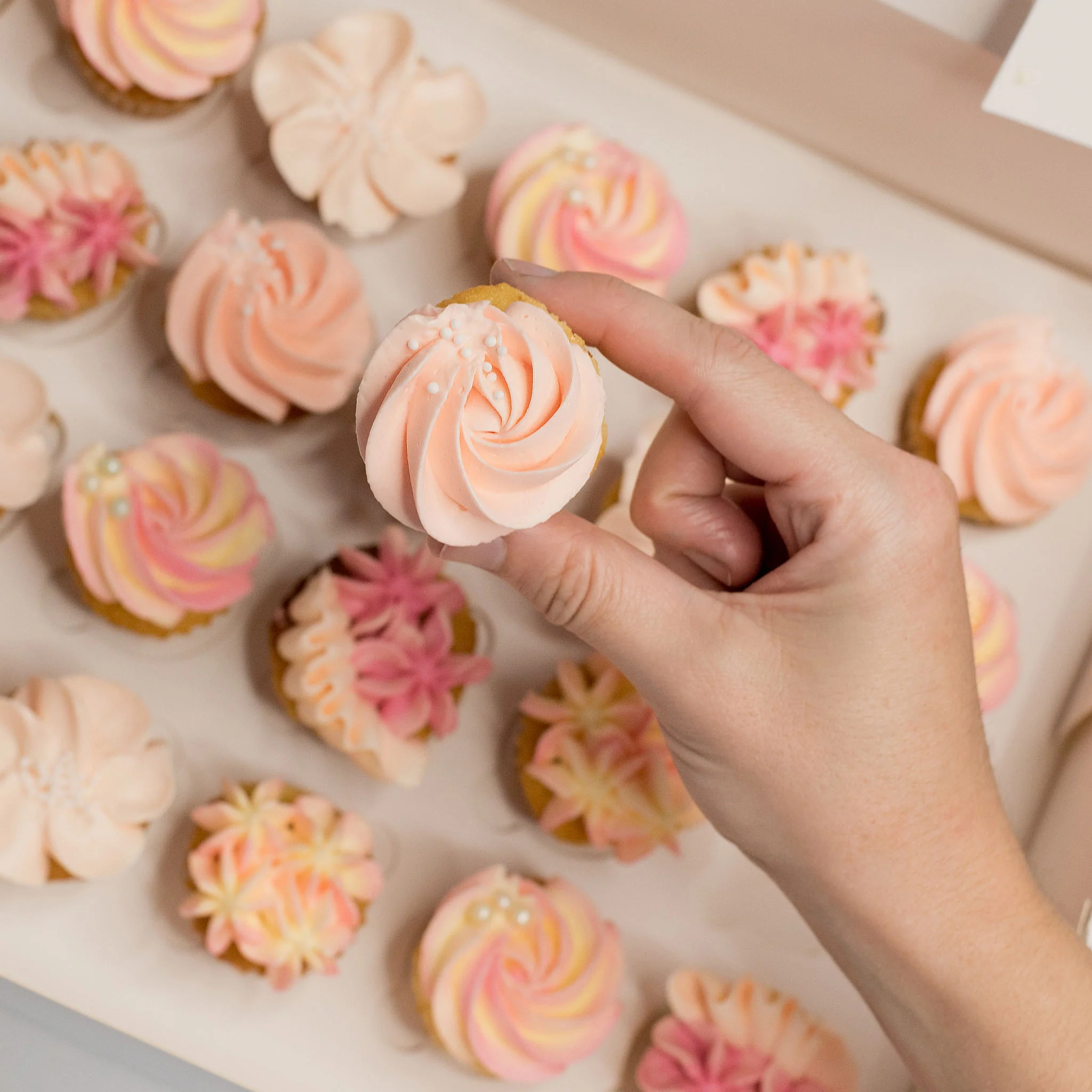 Luxe Mini Cupcakes - Image 3